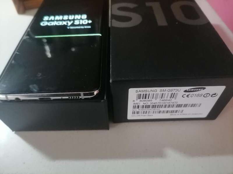 SAMSUNG GALAXY S10+