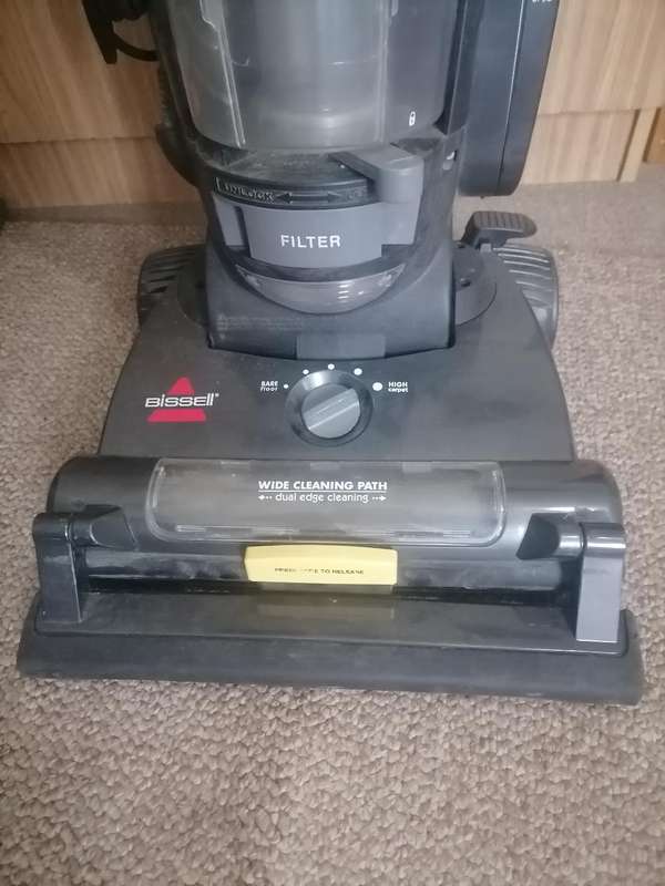 BISSELL 10N6Y PET HAIR ERASER MULTI CYCLONIC COMMERCIAL VACUUM