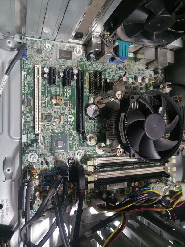 HP EliteDesk 800 G1 Tower PC i7 4770 3.4GHz