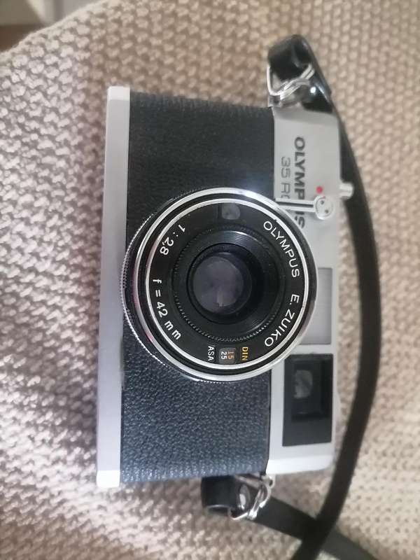 Olympus 35 RC Rangefinder Film Camera E.Zuiko 1:2.8 f42mm