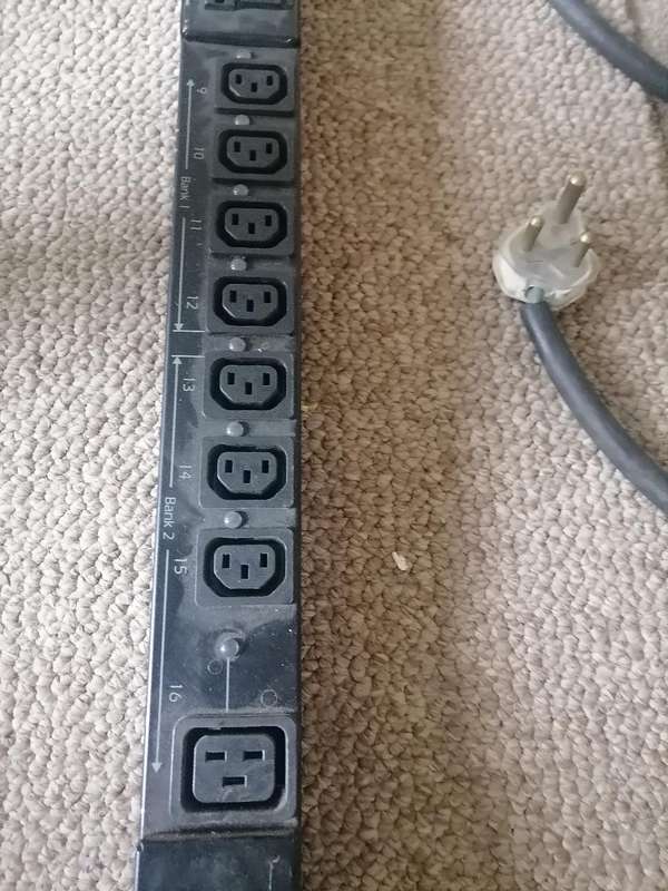 APC AP8953 PDU Rack
