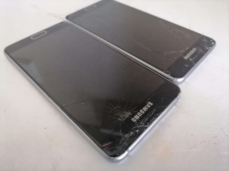 Lot of 2 x Defective Samsung A5 Cell Phones - One Bid for Both