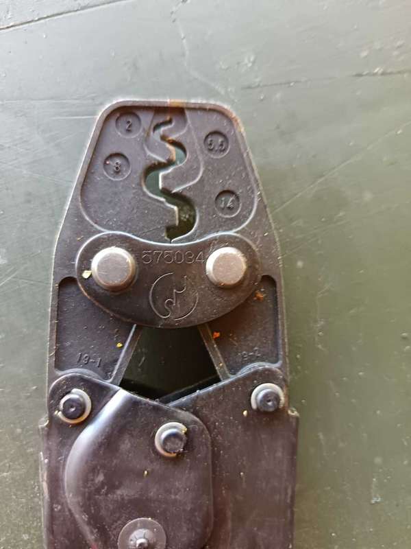 Lobster heavy duty crimper