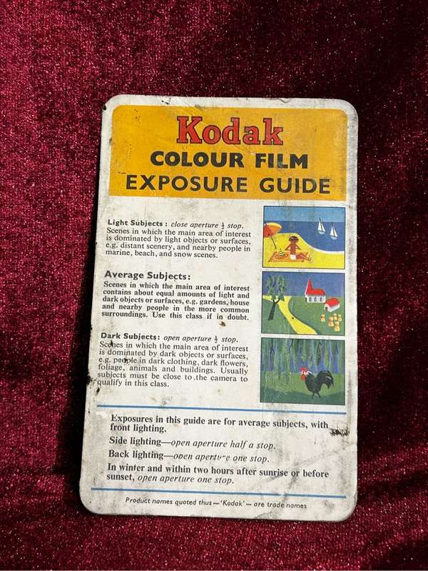 KODAK BROWNIE FOLDING CAMERA FILM SIX-20 MADE IN GREAT BRITAIN VINTAGE