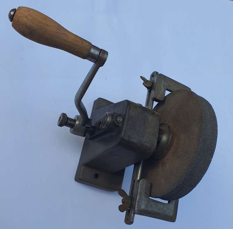 Vintage Hand Crank Grinder - Excellent Condition