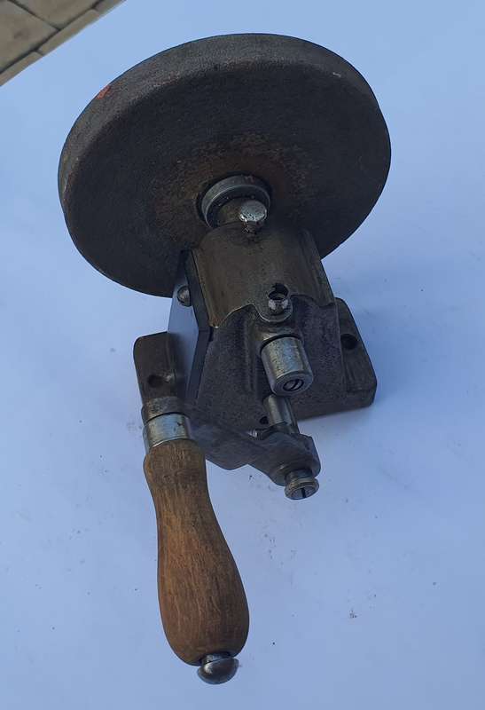 Vintage Hand Crank Grinder - Excellent Condition