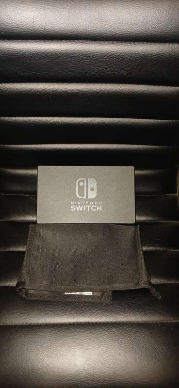 Nintendo Switch OLED Zelda: Tears of the Kingdom Edition