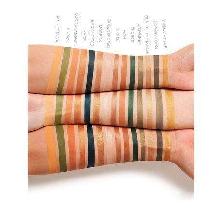 SHEGLAM The Glitz Wiz 28 Colour Eyeshadow Palette - Brick Lane