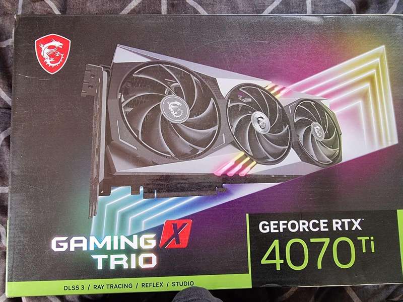GeForce RTX 4070 Ti GAMING X TRIO 12G