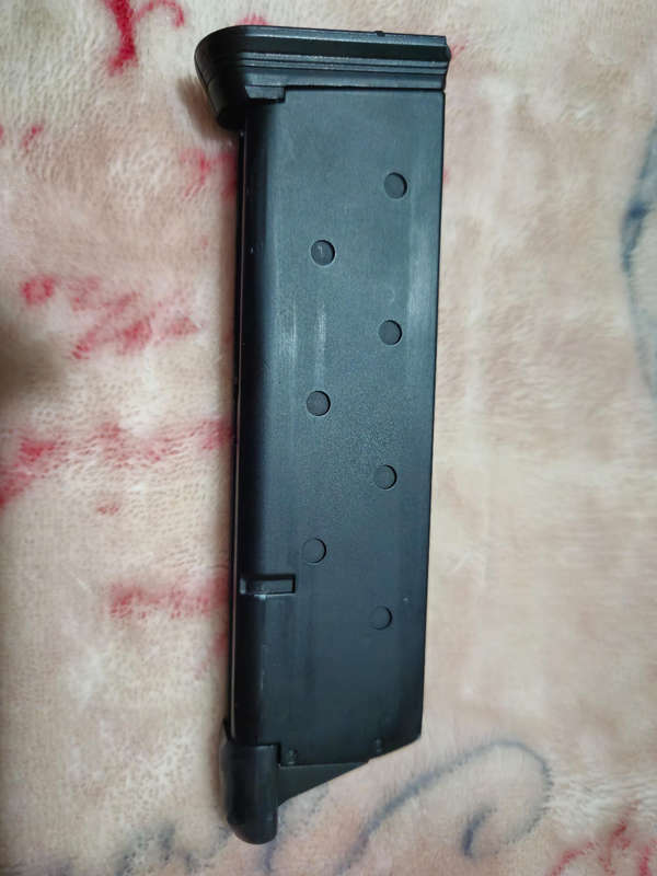 Airsoft Pistol - Green Gas Blowback