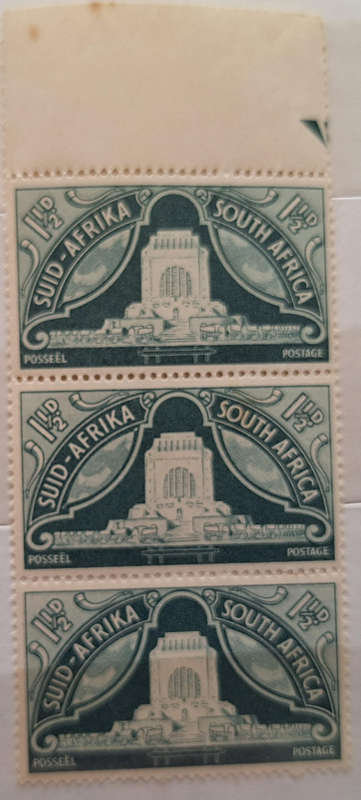 South Africa 1949 Inauguration of Voortrekker Monument  Unused Block of 3 1 1/2d Stamps