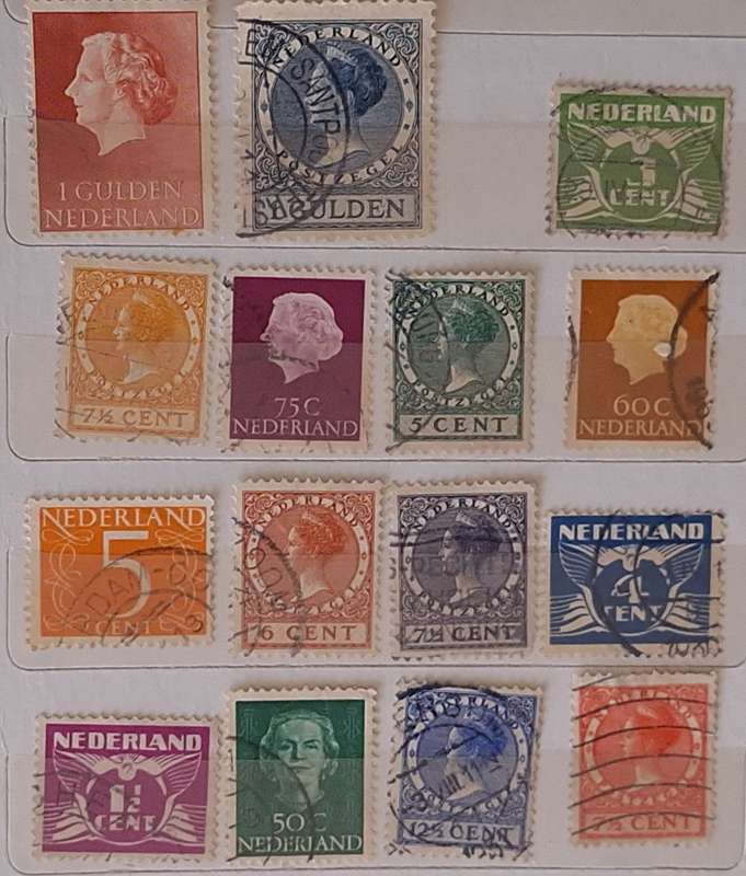 Nederland Mixed Lot of 15 Used stamps