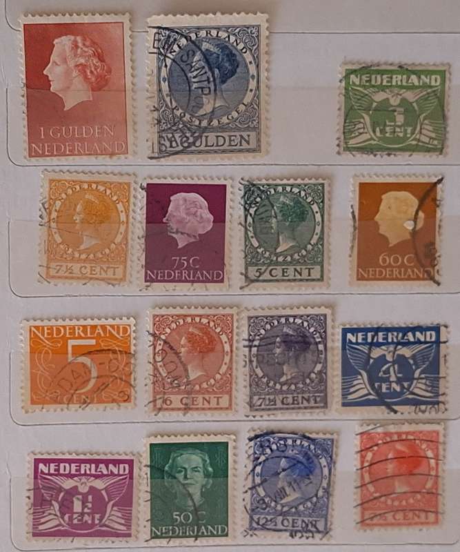 Nederland Mixed Lot of 15 Used stamps