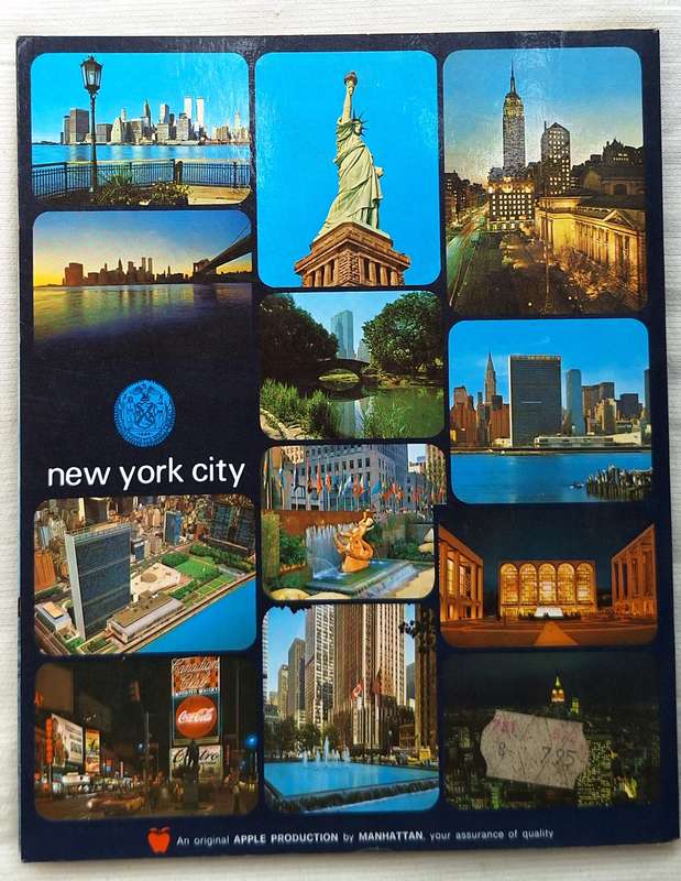 Souvenir Book. A Full color Photographic Tour of New York City Paperback 1981