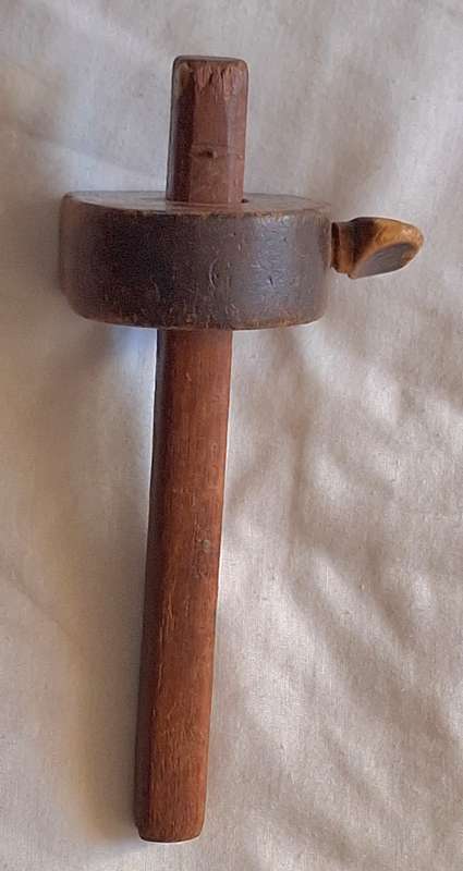 Vintage Carpenter Wooden Scribe Marking Gauge