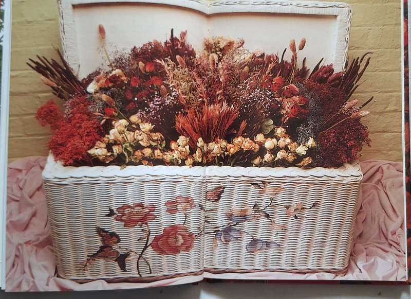 Garden Gifts by Rosemary Hughes Hardcover