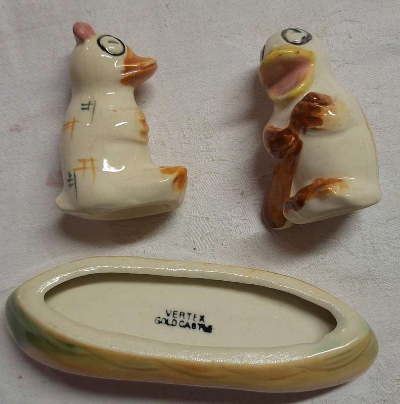 Vintage Vertex Gold Castle Salt and Pepper Ducks in Rowing Boat