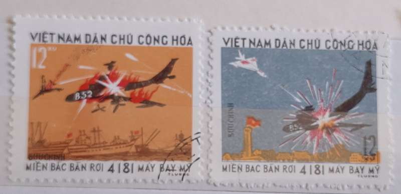 Vietnam North 1973 4181st US aircraft brought down over North Vietnam 2 Cancelled Hinged stamps