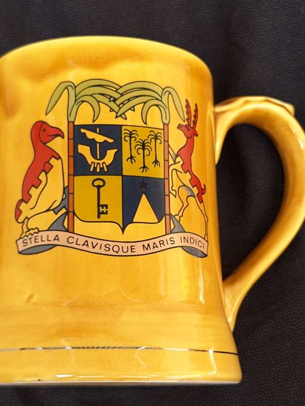 Wade Mug with Coat of arms of Mauritius