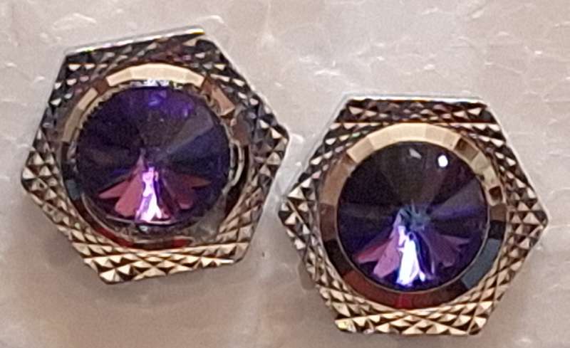 Pair Cufflinks with Blue/Purple centre
