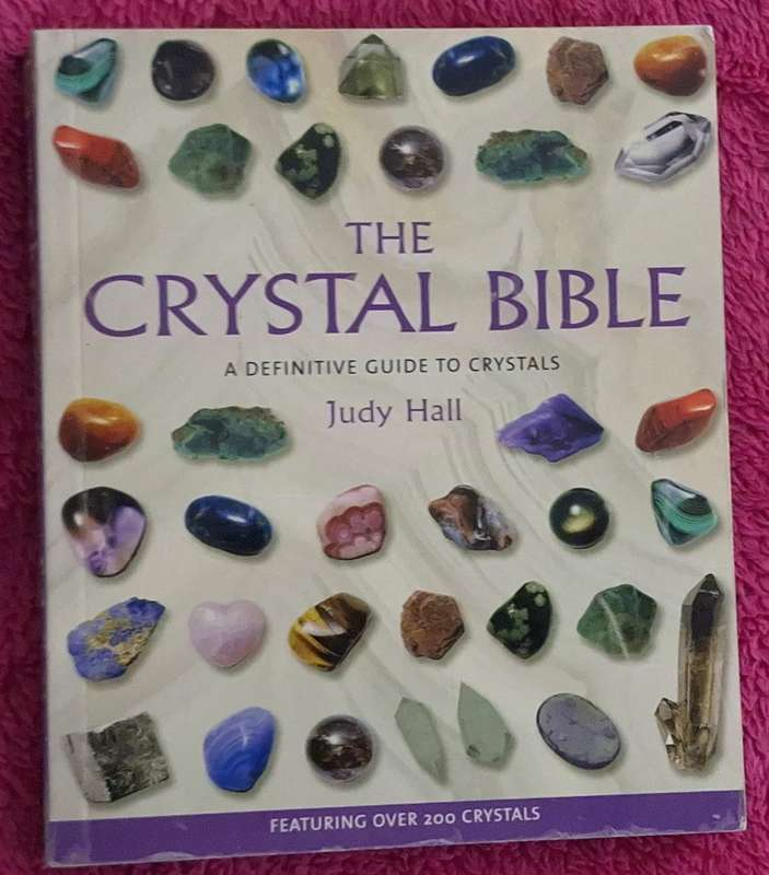 The Crystal Bible by Judy Hall Paperback