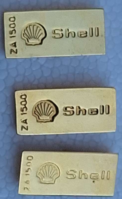 Pair Plated Shell ZA1500 Cuff Links with a Spare