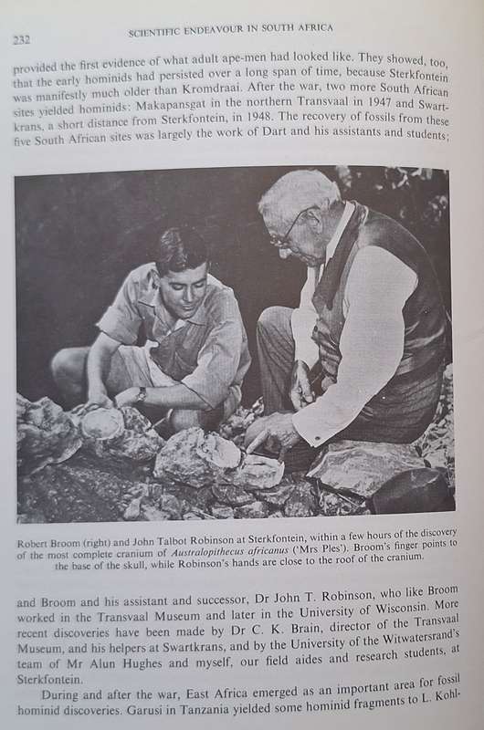 A History of Scientific Endeavour in South Africa Ed: A C Brown Hardcover 1977