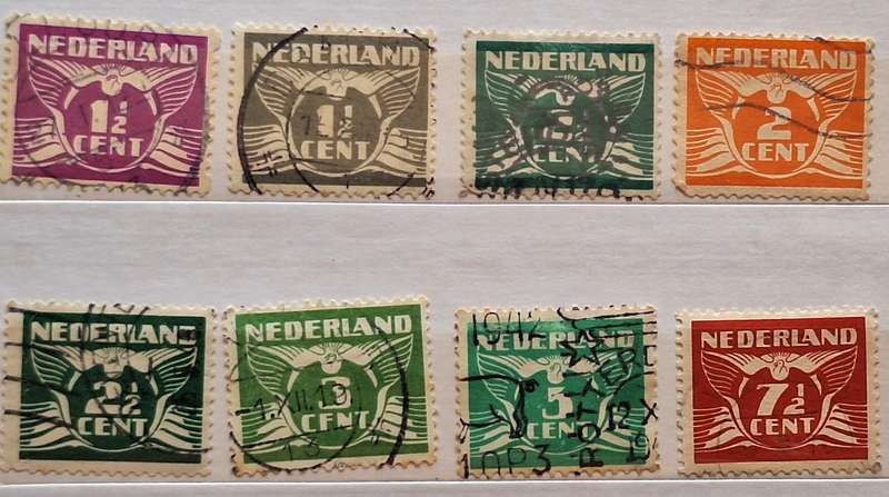 Netherlands 1926-1951 Numerals 8 Used (some Hinged) stamps
