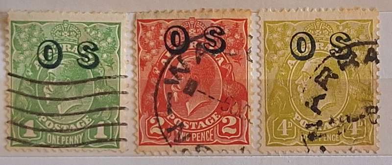 Australia 1932 George V  Overprinted OS 3 Used stamps
