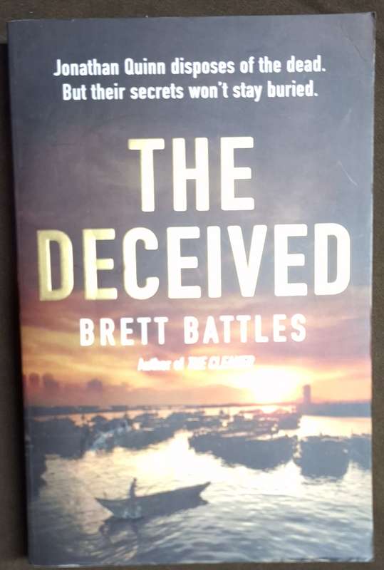 The Deceived by Brett Battles Paperback