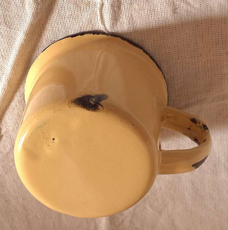 Sedwick's Old Brown Small Enamel Mug