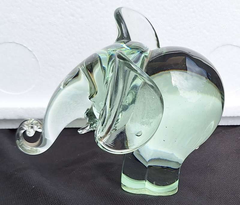 Clear Glass Elephant