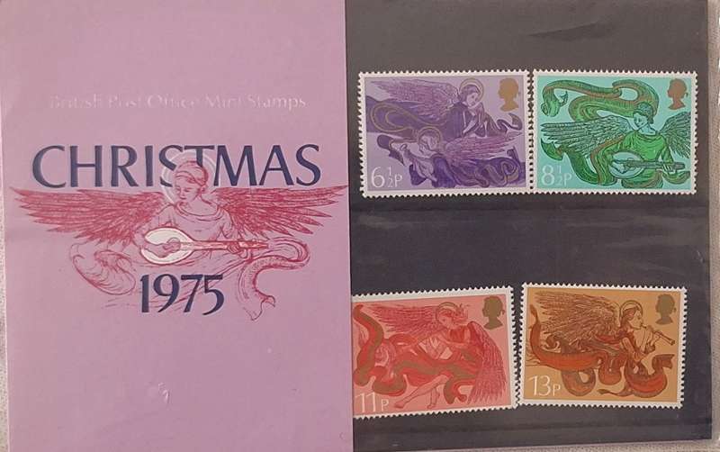GB 1975 Christmas Presentation Pack No 76 Set of 4 Mint stamps