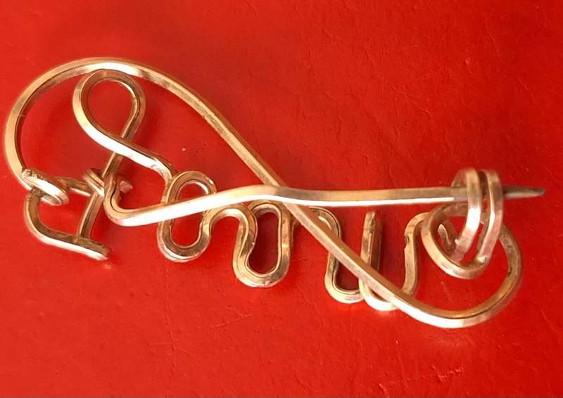 Vintage Joan Wire Name Brooch