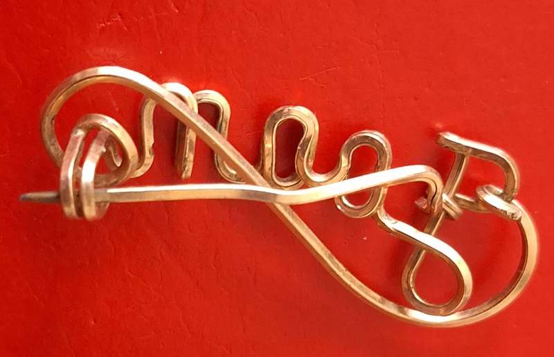 Vintage Joan Wire Name Brooch