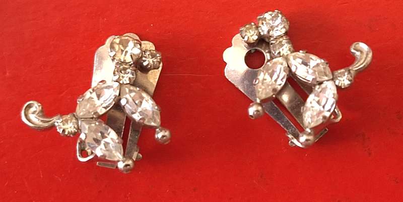 Clip-on Dog earings