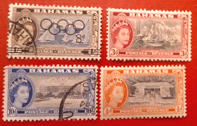 Bahamas 1954 Local Motifs Elizabeth II 2 Used and 2 Unused stamps all Hinged