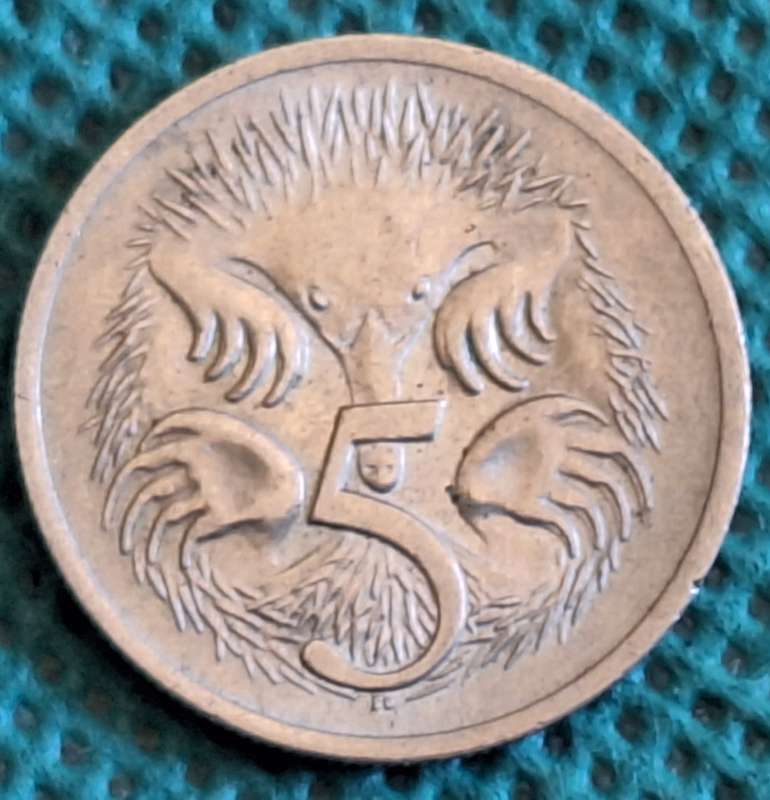Australia 1980 Elizabeth II 5 cents Copper-nickel