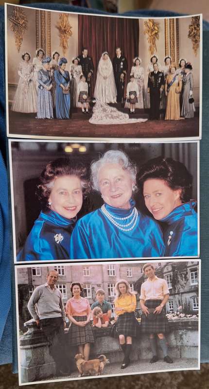 3 Postcards Sovereign Series No. 2 - 30 Years E II R
