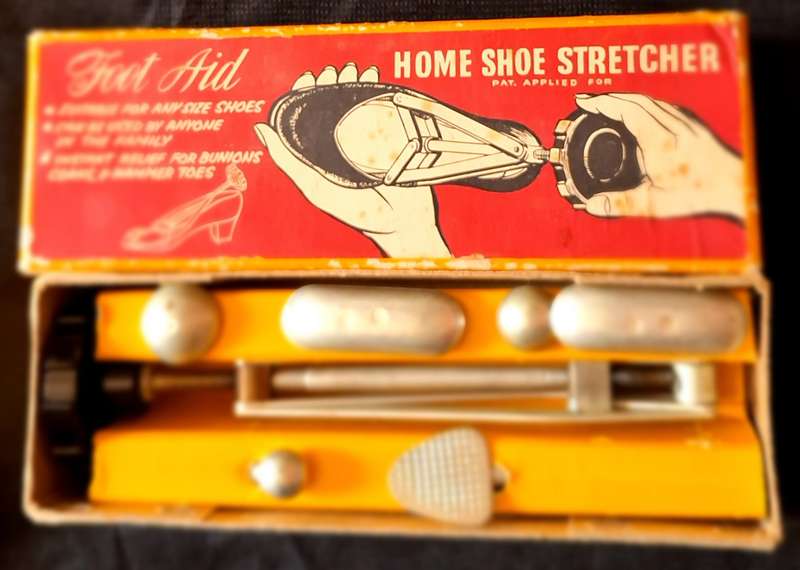 Vintage Foot Aid Home Shoe Stretcher in Original Box with Instructions