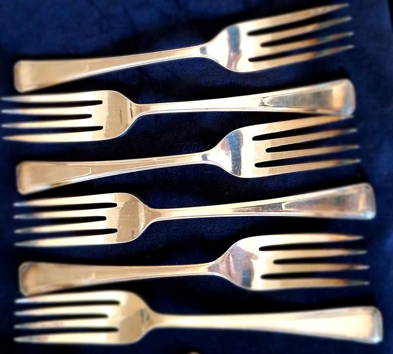 Set of 6 Ryals Silver Plated A1 Fruit Forks Made in England