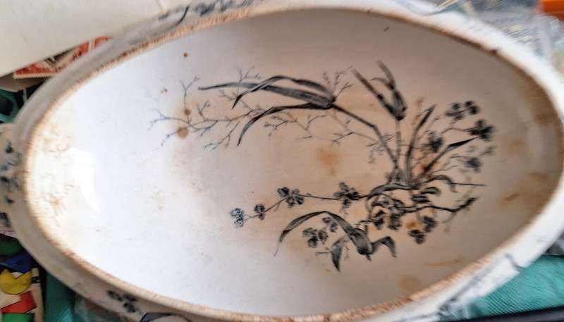 Vintage George Jones and Sons 'Tangle' Porcelain Tureen