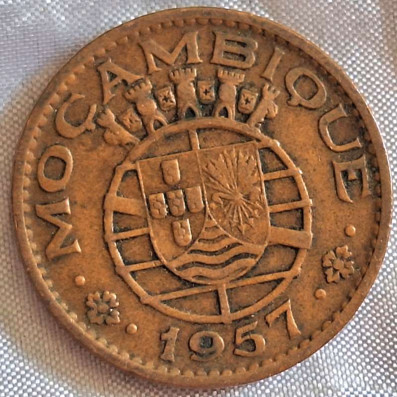 Mozambique 1957 1 Escudo Bronze