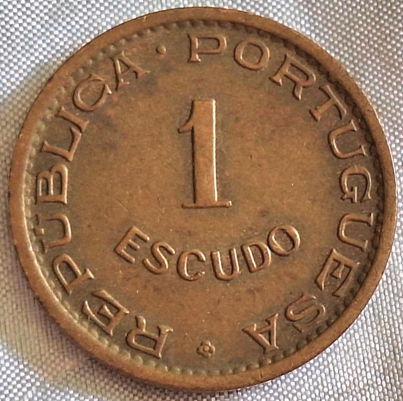 Mozambique 1965 1 Escudo Bronze
