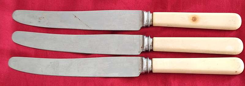3 Knives Faux Bone Handles No Makers Name