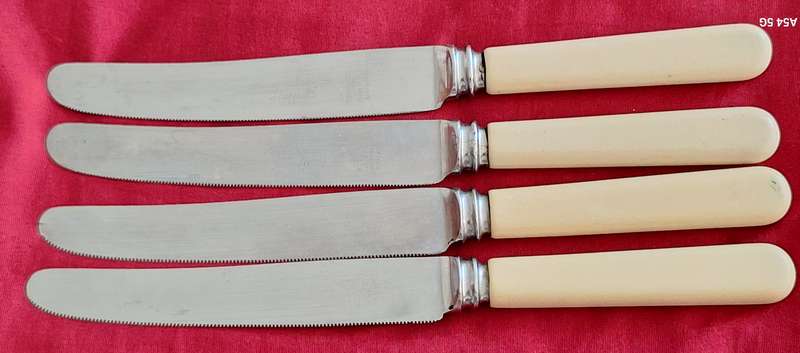 4 Vintage Harris Miller & Co Sheffied Faux Bone Serrated Edge Table Knives