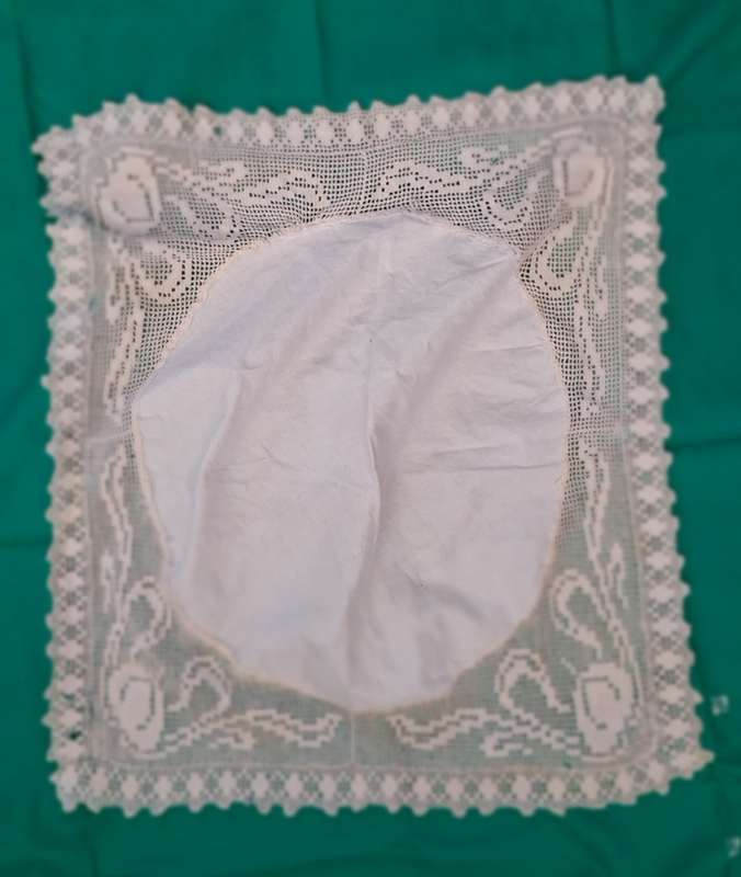 Vintage Lace Edged Table Centre