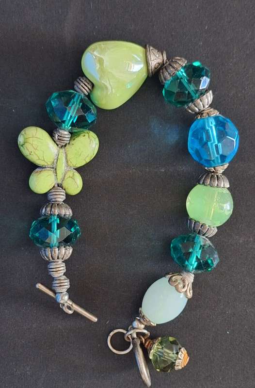 Ladies Bead Bracelet