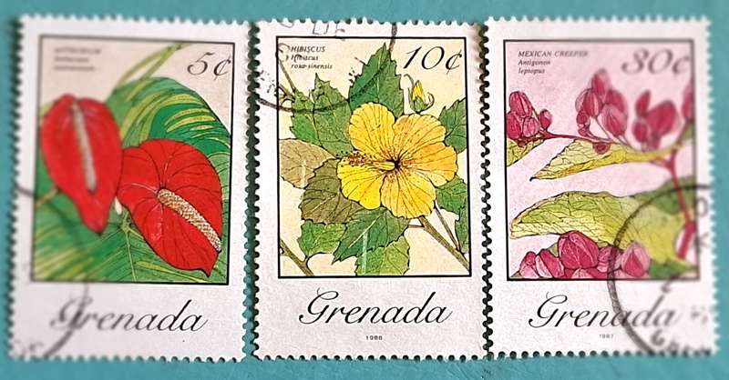 Grenada 1985 Flowers 3 Used Hinged stamps