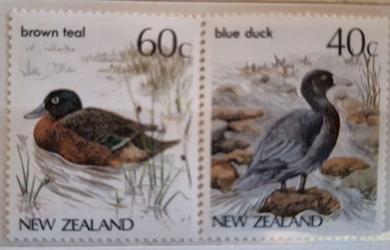 New Zealand 1987, 2 Feb Native Birds Set of 2 Mint stamps